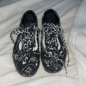 men’s/woman’s rare snoopy vans